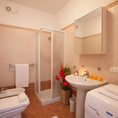 Vista D'oro Aparthotel Perledo