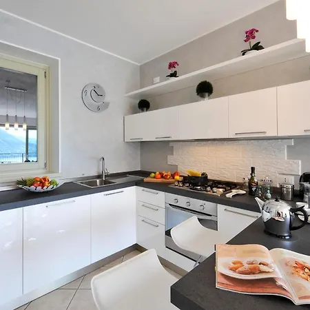 Aparthotel Vista D'oro *